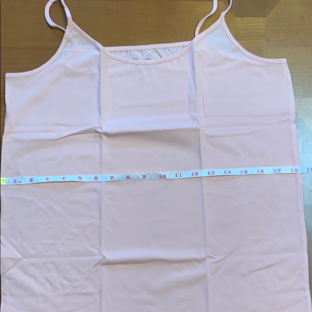 Women’s sleeveless tank top